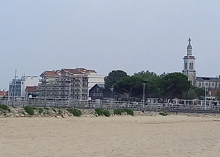 アパート Bord De アルカション